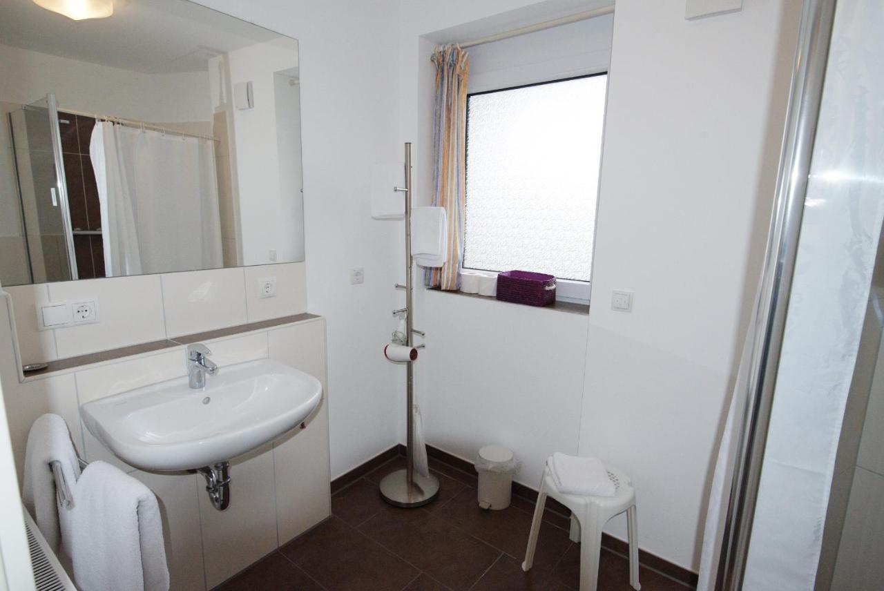 De Rootbost Apartment Neufeld  Ngoại thất bức ảnh